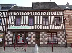 Один из фахверковых домов