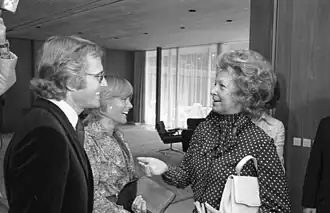 Гарри Майен, Роми Шнайдер и Рут Брандт. Канцлерское бунгало, Бонн. 1971