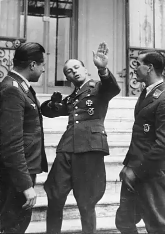 Гельмут Вик (в центре), 6 октября 1940