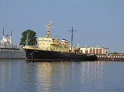 Ледокол «Буран» проекта 97К в Кронштадте, 12 августа 2010 года.