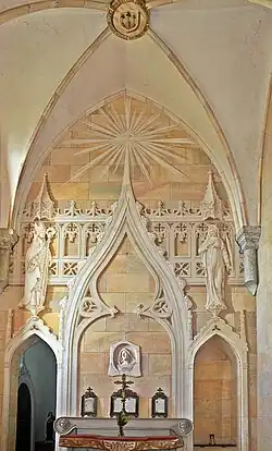 Внутри замковой капеллы