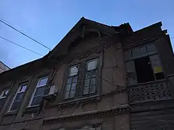 Фрагмент дома 12 по улице Бурова