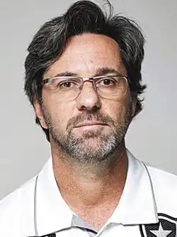 Кайо Жуниор тренировал «Аль-Джазиру» в 2012 году