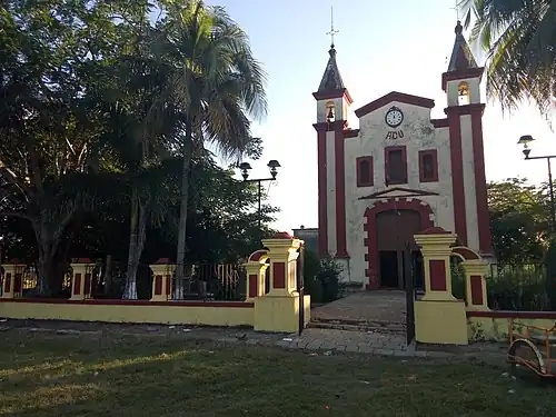 Церковь в Санта-Мария-Аку