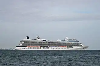 Celebrity Equinox во время первого рейса 31 июля 2009 г.