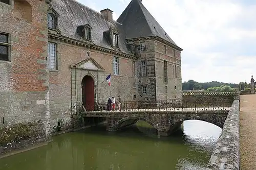 Мост, ведущий в замок