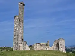 Руины замка Кастельно-де-Левис