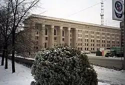 Здание управления Челябэнерго, весна 2004 года