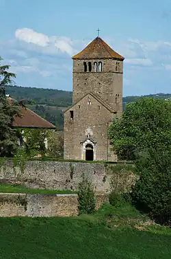 Колокольня бывшей церкви