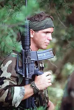 боец SEAL с Colt Commando(1 сентября 1987)