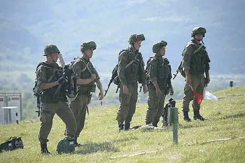 Мотострелки 4-й вб на высокогорном полигоне в Южной Осетии