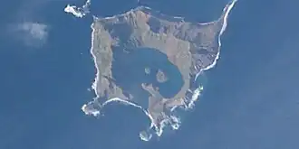 Вид на бухту с орбиты. STS-112, 2002 г.