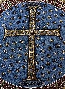 Крест в мандорле