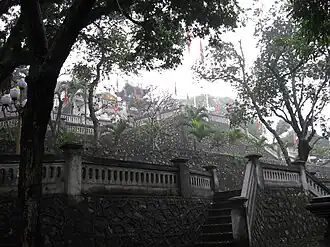 Храм Дэнкуаонг[вьет.]