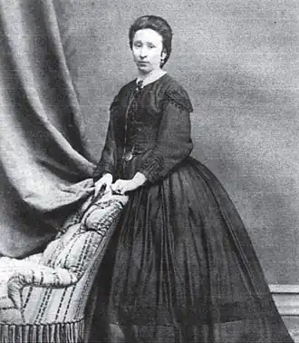 Фотография Дюрринев согласно книге Apʻxazi tʻavadis kʻalis mogonebebi haramxanaze Лейлы Ачбы