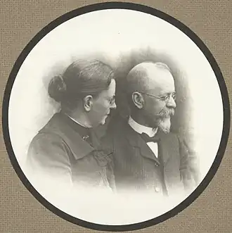 Арвид Неовиус с сестрой Дагмар