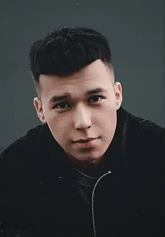 Дамир Амангельдин на съёмочной площадке