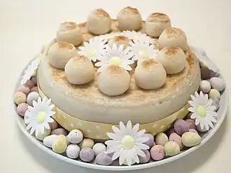 Торт Симнель