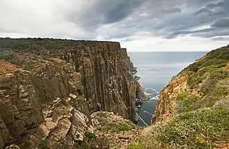 Вид на залив Сторм от мыса Раул (Cape Raoul)