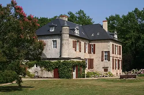 Замок Юртюби