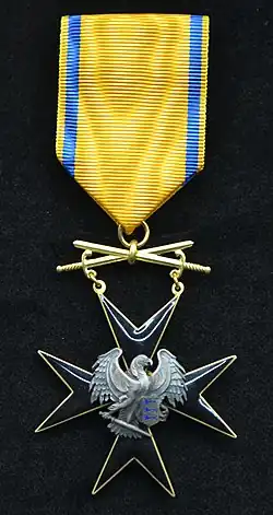 Знак 5-й степени с мечами