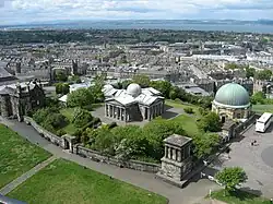 Вид на обсерваторию с вершины памятника Нельсону