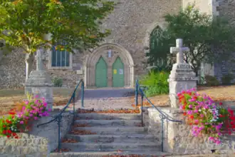 Крест возле церкви Сен-Никодем