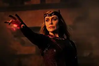 Элизабет Олсен в роли Ванды Максимофф / Алой Ведьмы в фильме «Доктор Стрэндж: В мультивселенной безумия» (2022)
