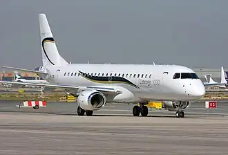 ERJ-190-100ECJ Lineage 1000 в Дубае. 2009 год.