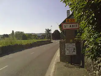 Въезд в Сент-Абит