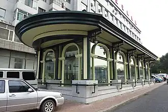 Вход на станцию Тайпинцяо (линия 1)