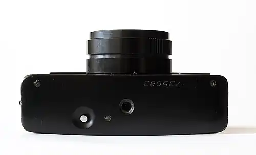 Вид фотоаппарата снизу