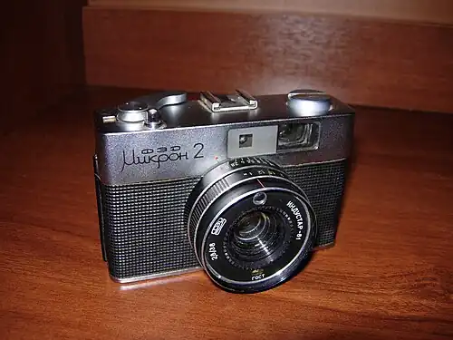 Вид фотоаппарата спереди (выпуск Ia)