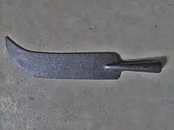 Резец («Coupe-marc»), французский сельскохозяйственный инструмент с XIX по XX век, часто неправильно обозначается как фашард. Большинство секир возникли из установленных на древках (шестах) сельскохозяйственных инструментов из-за их веса и доступности.