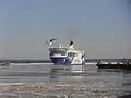 Finlandia входит в створ таллинского порта