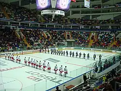 «Мегаспорт» во время хоккейного матча Кубка Первого канала 2010