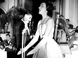 На фестивале в Сан-Ремо (1956)