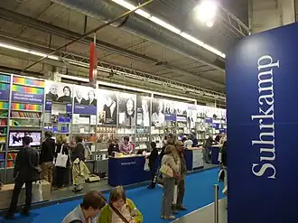 Стенд «Suhrkamp Verlag» на Франкфуртской книжной ярмарке в 2012 году.
