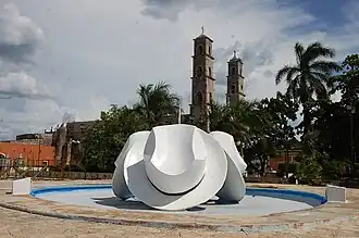 Монумент шляп в Бекале