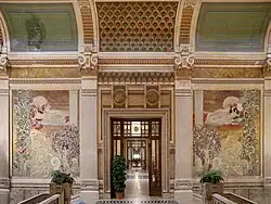 Вестибюль терм Берциери[вд]. Панно «Осень» и «Весна». 1922