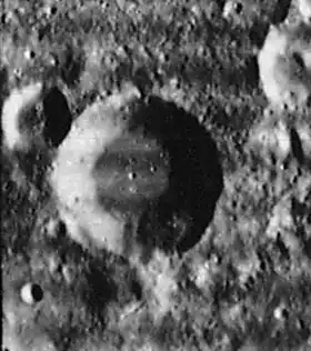 Снимок зонда Lunar Orbiter - IV
