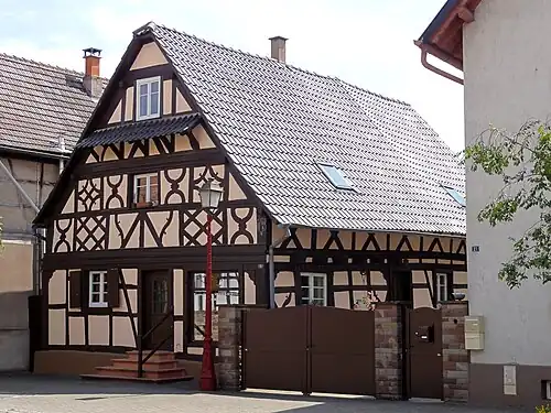 Старое здание