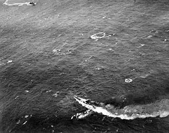 U-172 в день гибели, фото с американского самолёта