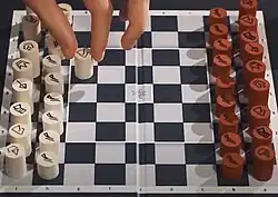 Игральное поле с фигурами подарочного набора Белорусских шахмат