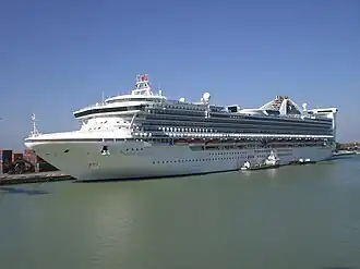 Grand Princess в порту