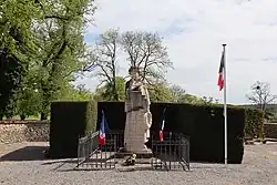 Военный мемориал героям Первой мировой войны, Гриньон (1919).