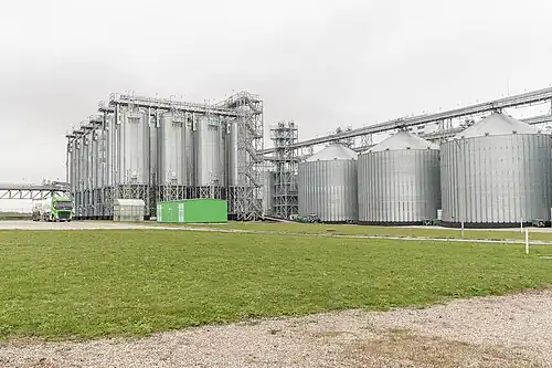 Зернохранилище в Куркинском районе