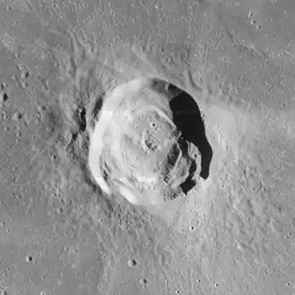 Снимок зонда Lunar Orbiter - IV.