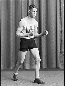 Харольд Томас в 1929 году