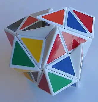 Полностью перемешанный вертолёт с помощью смешанных поворотов